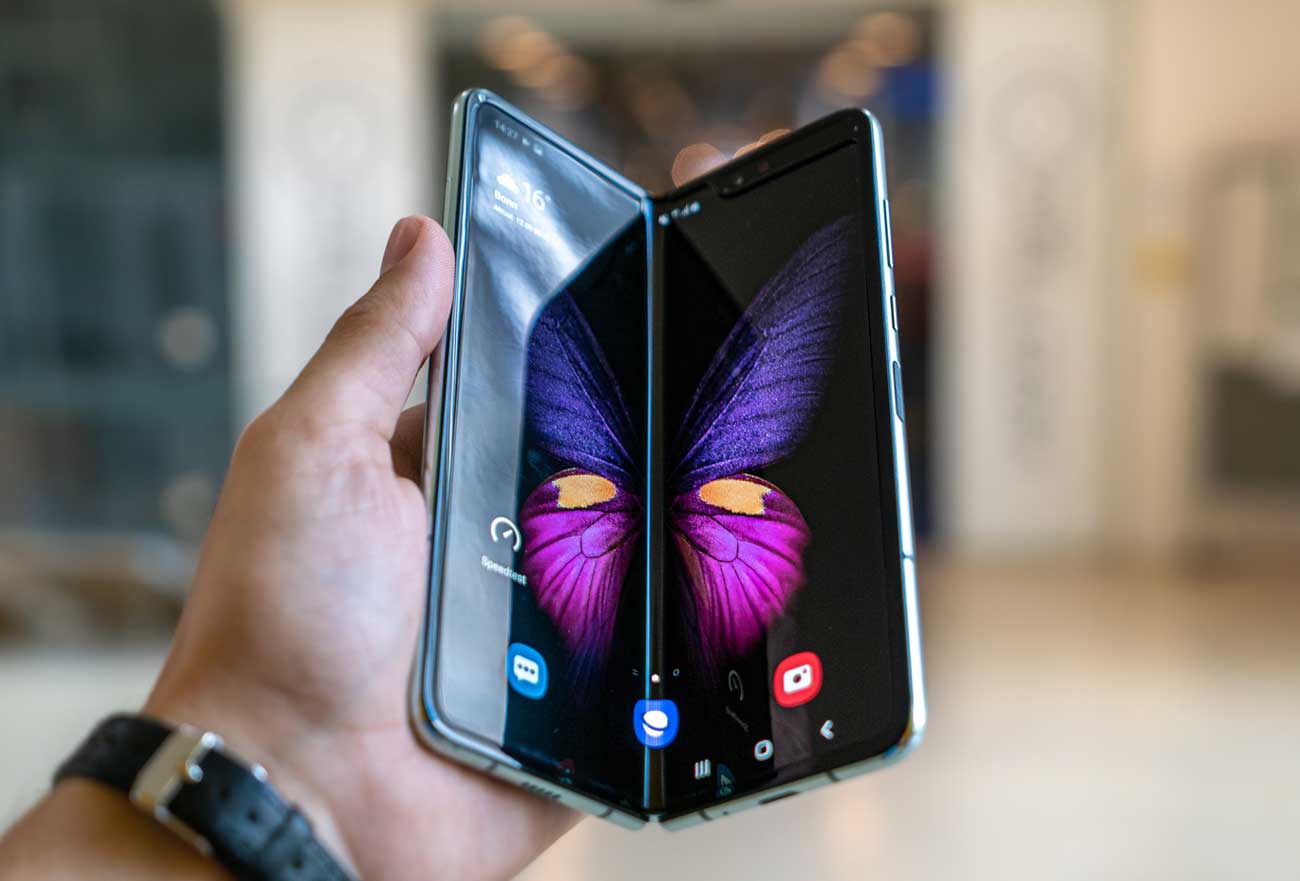 Samsung 5G Speeds Beat Apple’s, Speedtest Finds